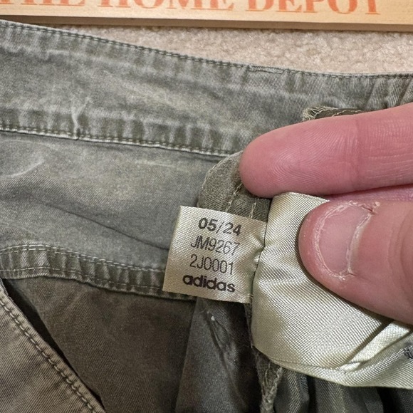 Adidas Cargo Pants 27x32 Gray Green Wide Leg Baggy Utility Paratrooper - Picture 13 of 16